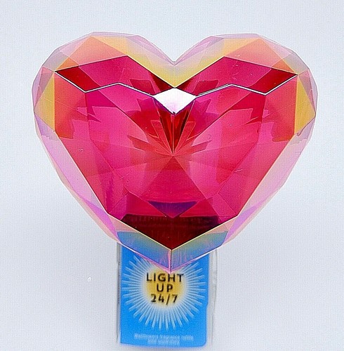 BATH & BODY WORKS VALENTINES PINK DIAMOND HEART WALLFLOWER PLUG IN NIGHT LIGHT - Picture 4 of 5