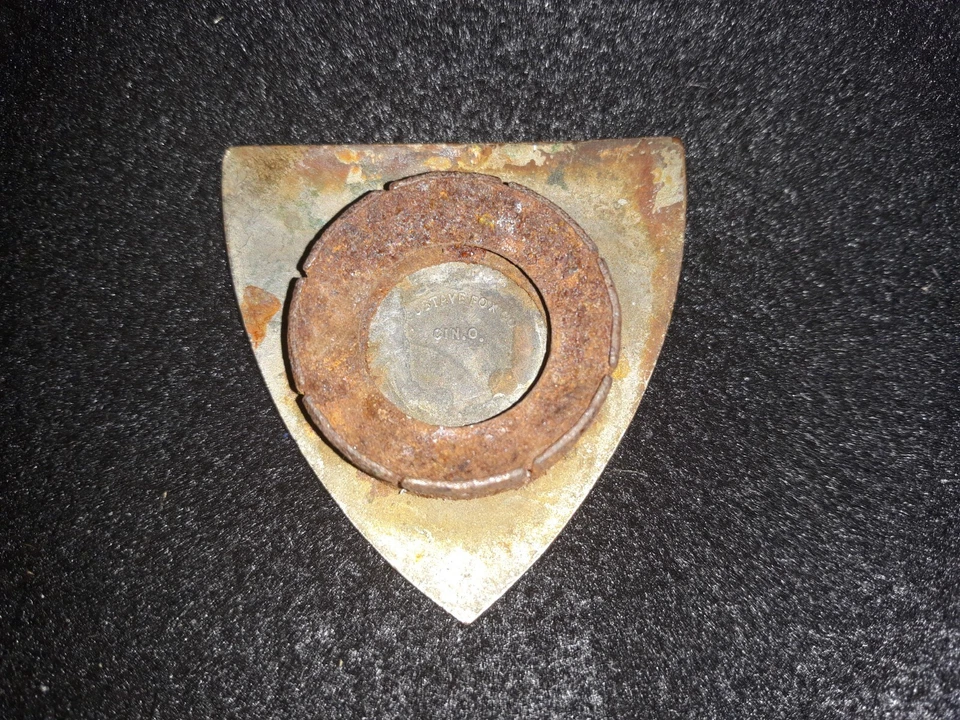 ANTIGUO EMBLEMA RADIADOR AUTOMÓVIL MODELO MAXWELL 25 1922-1925 Foto 4 de 4