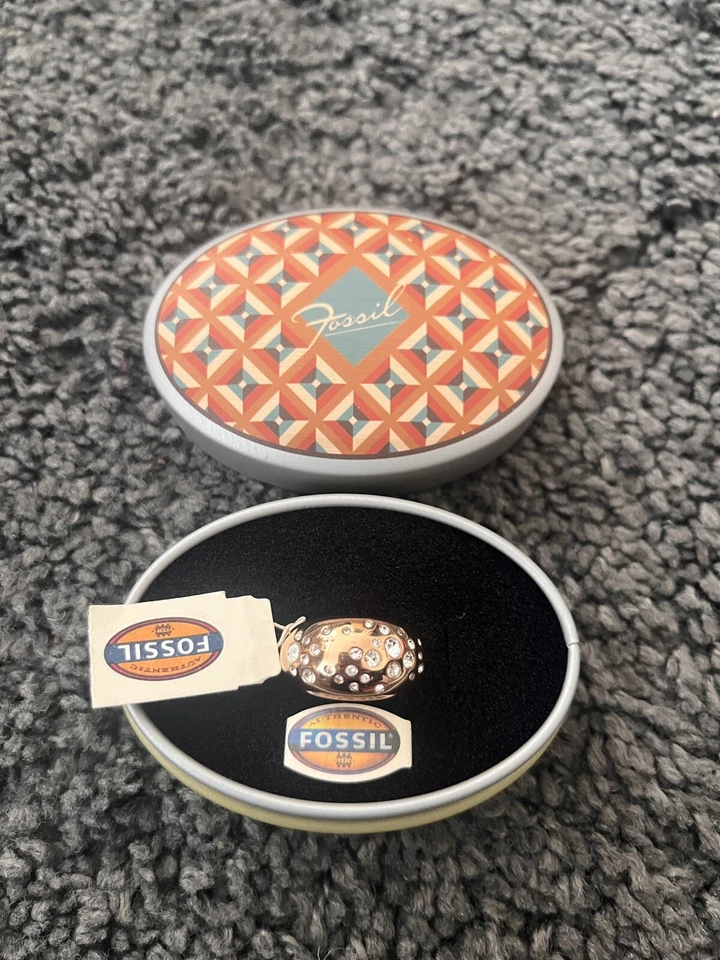 Anillo de oro rosa fósil talla K1/2  Foto 2 de 4