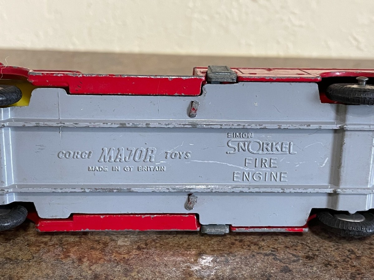 Corgi Major Toys #1127 Snorkel Fire Engine | eBay