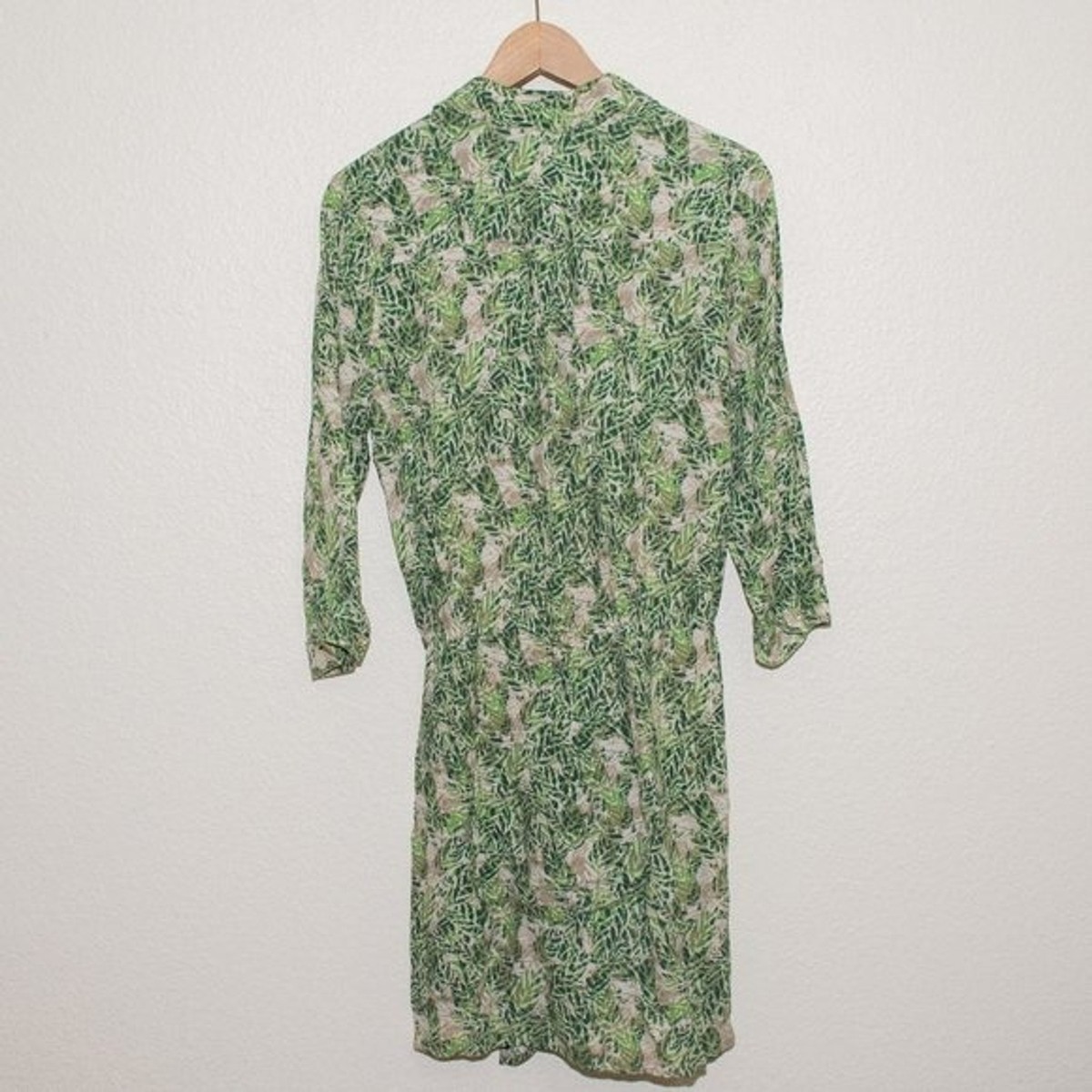 green emerald velvet dress LONG OLIVE GREEN DRESS WITH CAPE