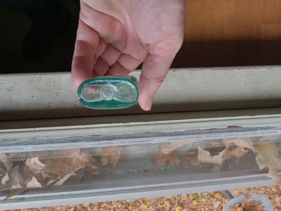 OPEN PONTIL DR.TOBIAS VENETIAN LINIMENT NEW YORK 1850s OVAL MEDICINE ...