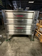 Blodgett 961 Natural Gas Double steel Deck Oven with Draft Diverter - 74,000 BTU