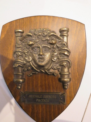 Minerva Gedenkschild, Arsenal Armeso Piancenza, Italien. Verkauft wie gesehen.