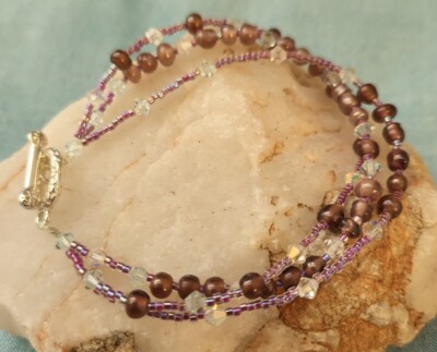 Ladies Multi Layer beaded bracelet Purple Pink White Toggle clasp 8 inch New
