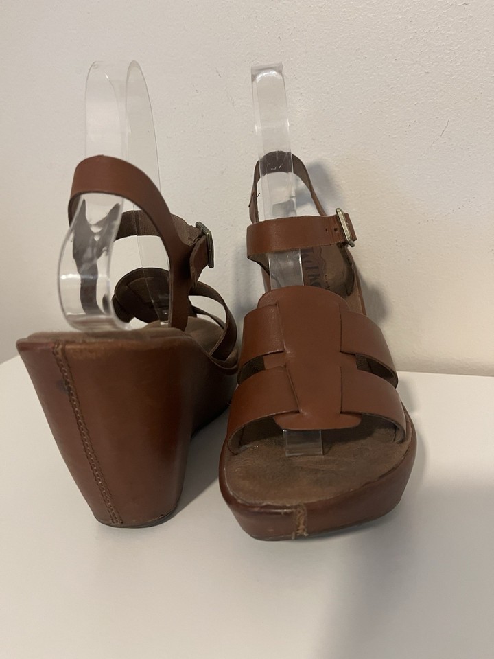 Kork-Ease Devan Women's Heeled Sandal - Hand-Woven Leather, 4-Inch Heel, Cork Footbed, Woodgrain Detail