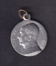 Médaille religieuse PIVS XI Anno Jvbilaeu 1933 Adoramvs Te Christe réf 1671