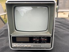 Vintage Zenith NO52S 5&rdquo; B/W Television AM/FM Radio Untested No Power cord