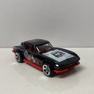 1963 63 Chevy Corvette Stingray Split Window Collectible 1/64 Scale Diecast