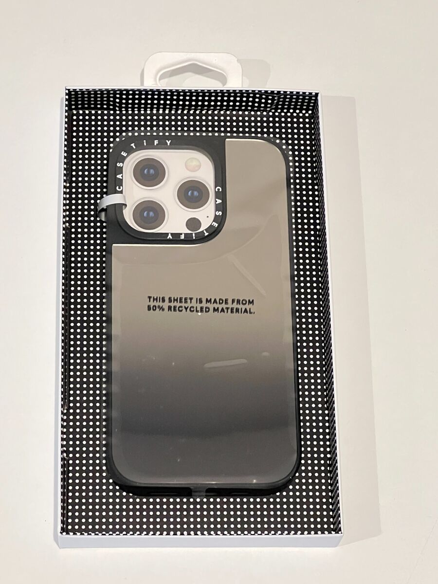 CASETiFY Mirror Case w/ Magsafe for iPhone 14 Pro - Silver CASETiFY Mirror Case w/ Magsafe for iPhone 14 Pro - Silver