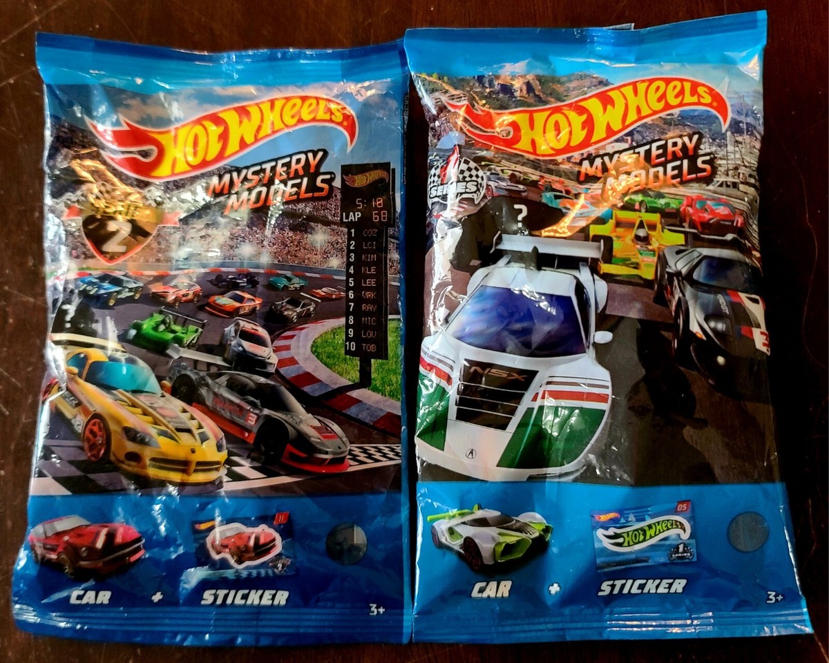 Hot Wheels '90 Acura NSX Collection: RLC Red Edition Race Day