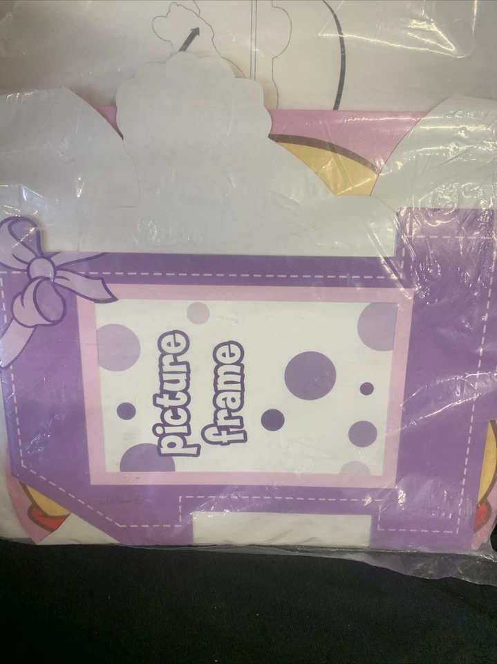 Centro de mesa soporte para fotos de primer cumpleaños para niña Winnie the Pooh (1 quilate) Foto 4 de 4