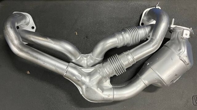 Toyota 86 / Scion FR-S Exhaust Header Manifold w Cat SU00301134