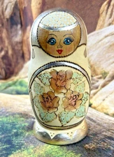 Vintage Hand Painted Russian Matryoshka Nesting Dolls Signed Cepzueb Tiocag