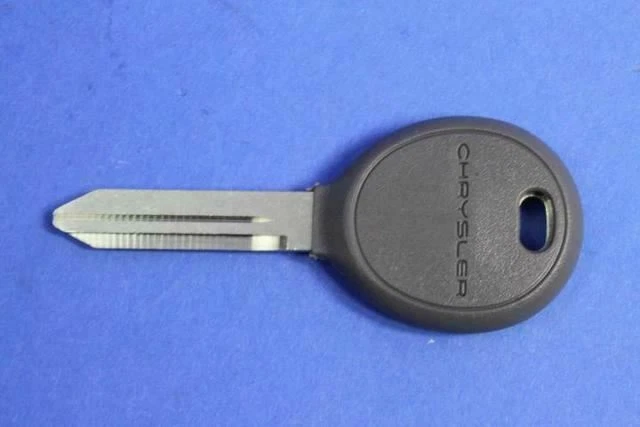Genuine Mopar 2001-2006 Chrysler Town & Country Black Car Blank Key 5018869AA - Image 2 of 3