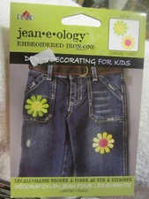 1 Jean e ology embroidered Iron-On Heart Patch New,flower hippie daisies VTG