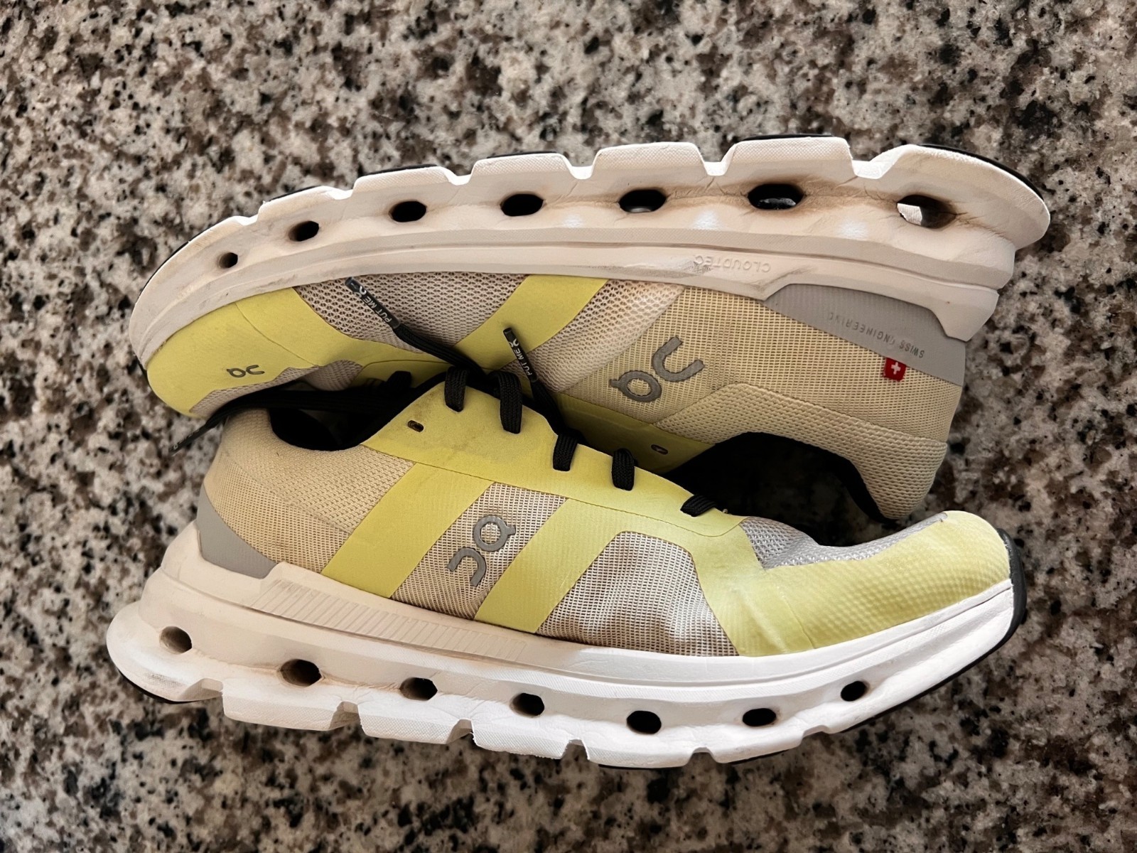 On Cloud Cloudrunner - image 2