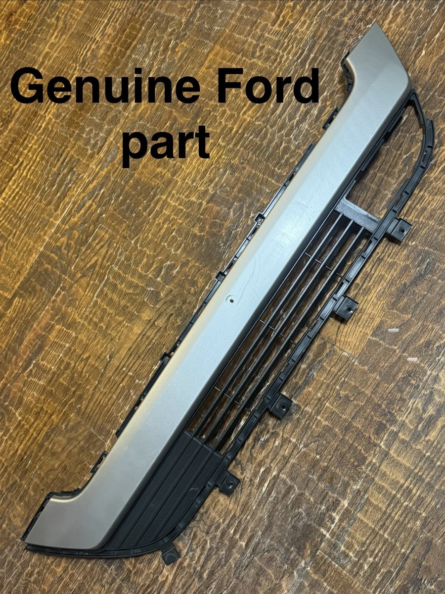OEM 2018 2019 2020 2021 FORD EXPEDITION Front Bumper Lower Grille