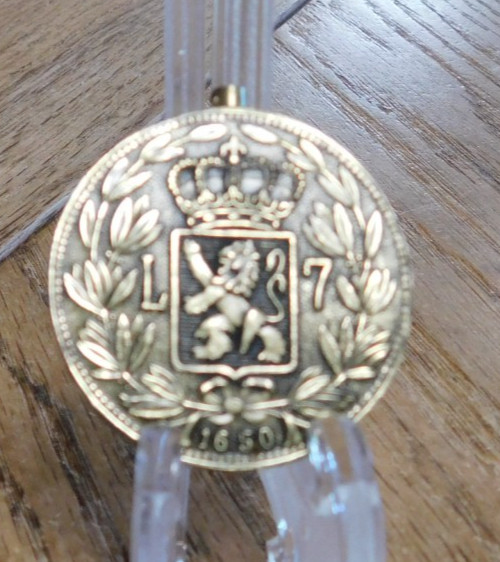 Vtg L7 1650 Lion and Crown Coin Flint Cigarette Lighter, Japan, Nonworking