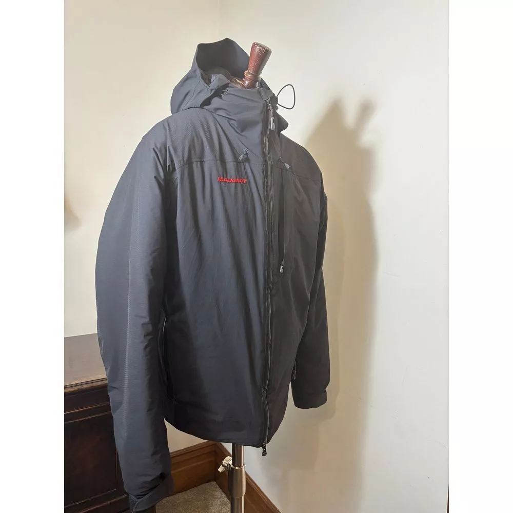 mammut waterproof hooded technical outdoor hiking mountaineering jacket