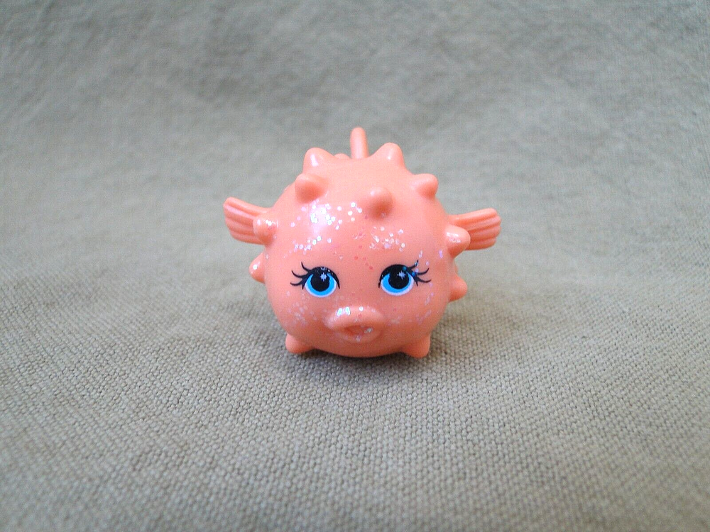 2003 Mattel Polly Pocket - Shimmer 'n Splash Pets Cove: Orange Pufferfish Figure