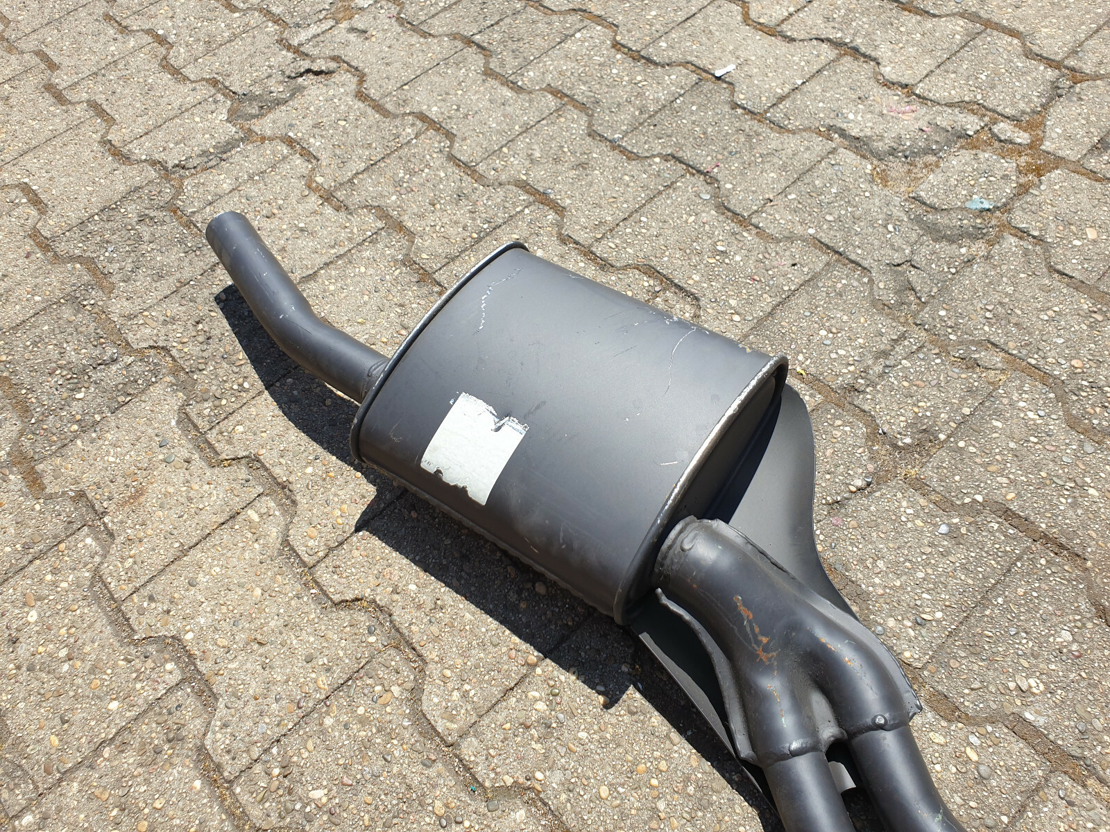 NEU NOS Mercedes W114 GILLET Schalldaempfer Auspuff Exhaust Pipe 
