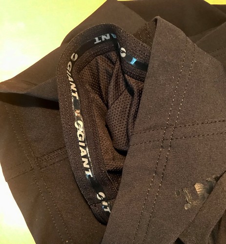 Giant Mountain Bike Padded MTB Shorts XL Men Black Lined Tried On Once Unused - Picture 5 of 8
