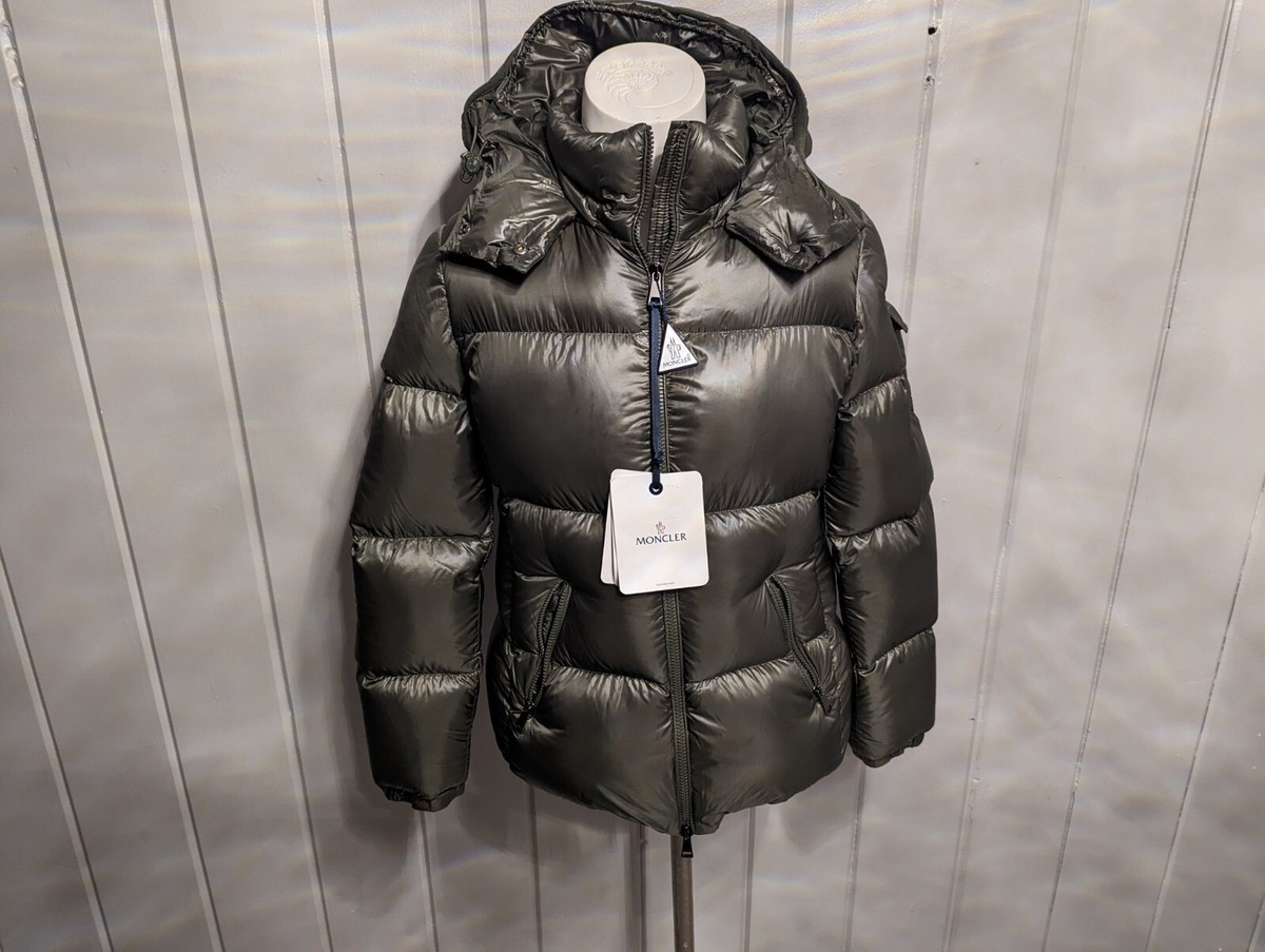 Moncler Fourmine Giubbotto Milatary Green Down Coat Size 2 | eBay