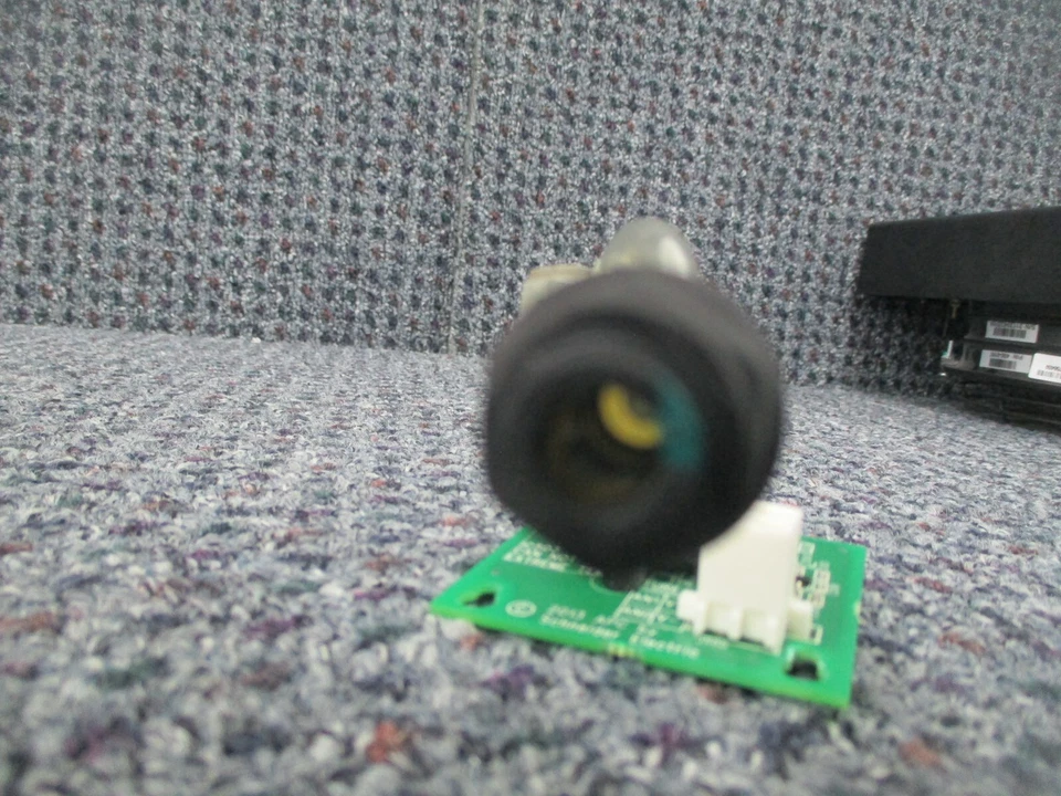 APC by Schneider Electric 641-0860 Temperature Board - Image 2 of 4