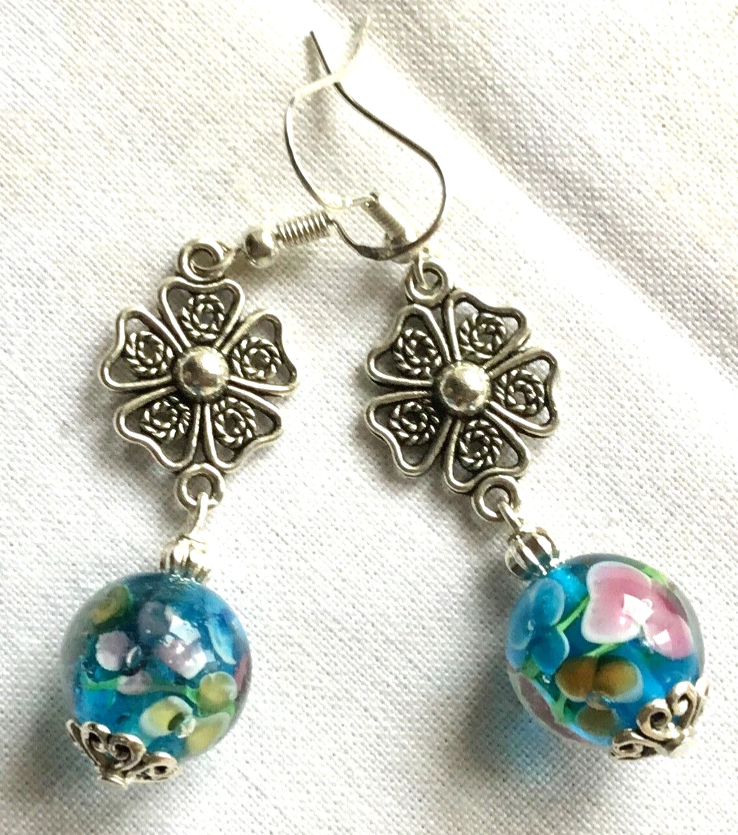 Boucles D'Oreilles Longues Perles De Verre Murano Et Millefiori – Bleues – Fait Main