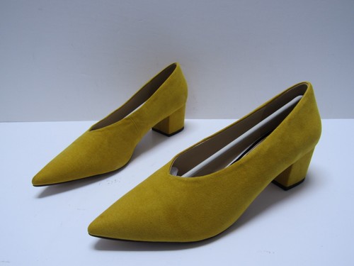 Miss Selfridge Octavia Yellow Pointy 