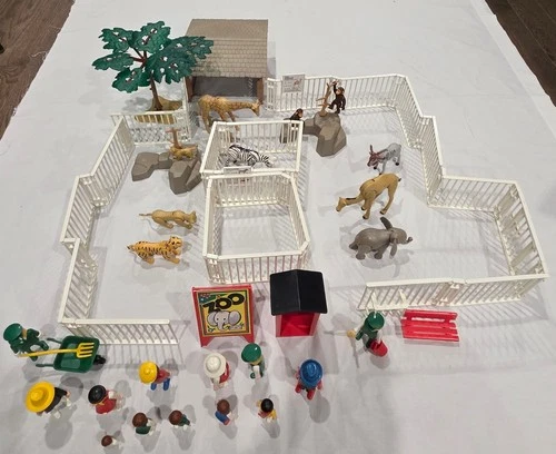 Vintage Playmobil ZOO Playset #3145 Nearly Complete 1986
