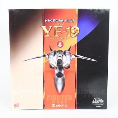 Yamato Macross Plus VF-19 1/60 Variable Figther Collectible Figure