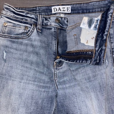 DAZE Distressed Ripped Jeans Women's Size 28 Light Wash Denim