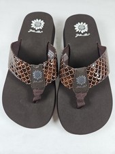 Yellow Box Women's Sassi Brown Flip Flops Sandals Size 7 Excellent Condition.