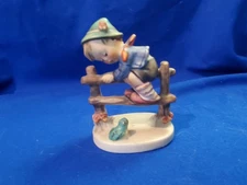 1948 M.I. Hummel Retreat to Safety Figurine Goebel W Germany 201 2/0