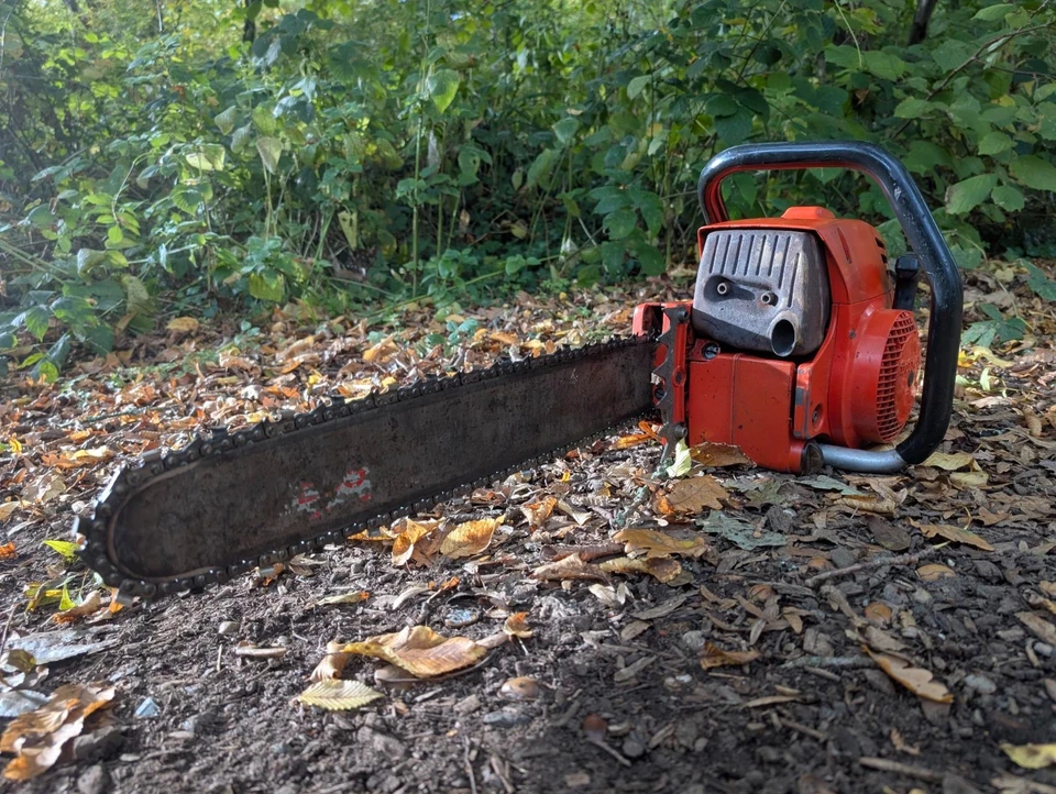 Dolmar 122 Vintage chainsaw in good working order - Image 2 of 4
