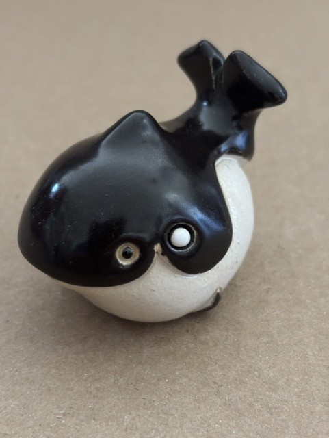 Artesania Rinconada Orca Whale Figurine Uruguay 2"
