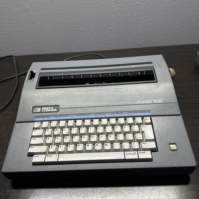 Smith Corona Premier 100 Electric Typewriter/w cover PARTS ONLY!!