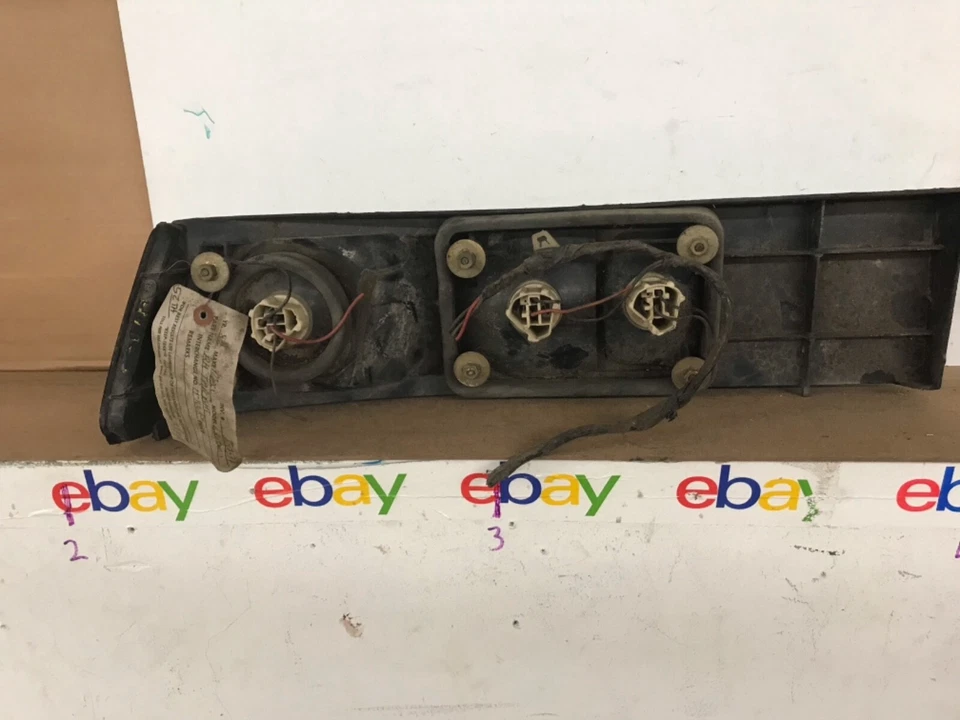 RARO 81 82 83 84 85 Mercury Lynx derecho derecho pasajero luz trasera OEM   Foto 4 de 4