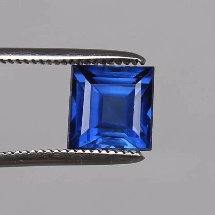 Piedra preciosa suelta cuadrada de 2,90 quilates zafiro azul aciano natural certificada de Ceilán Foto 2 de 4