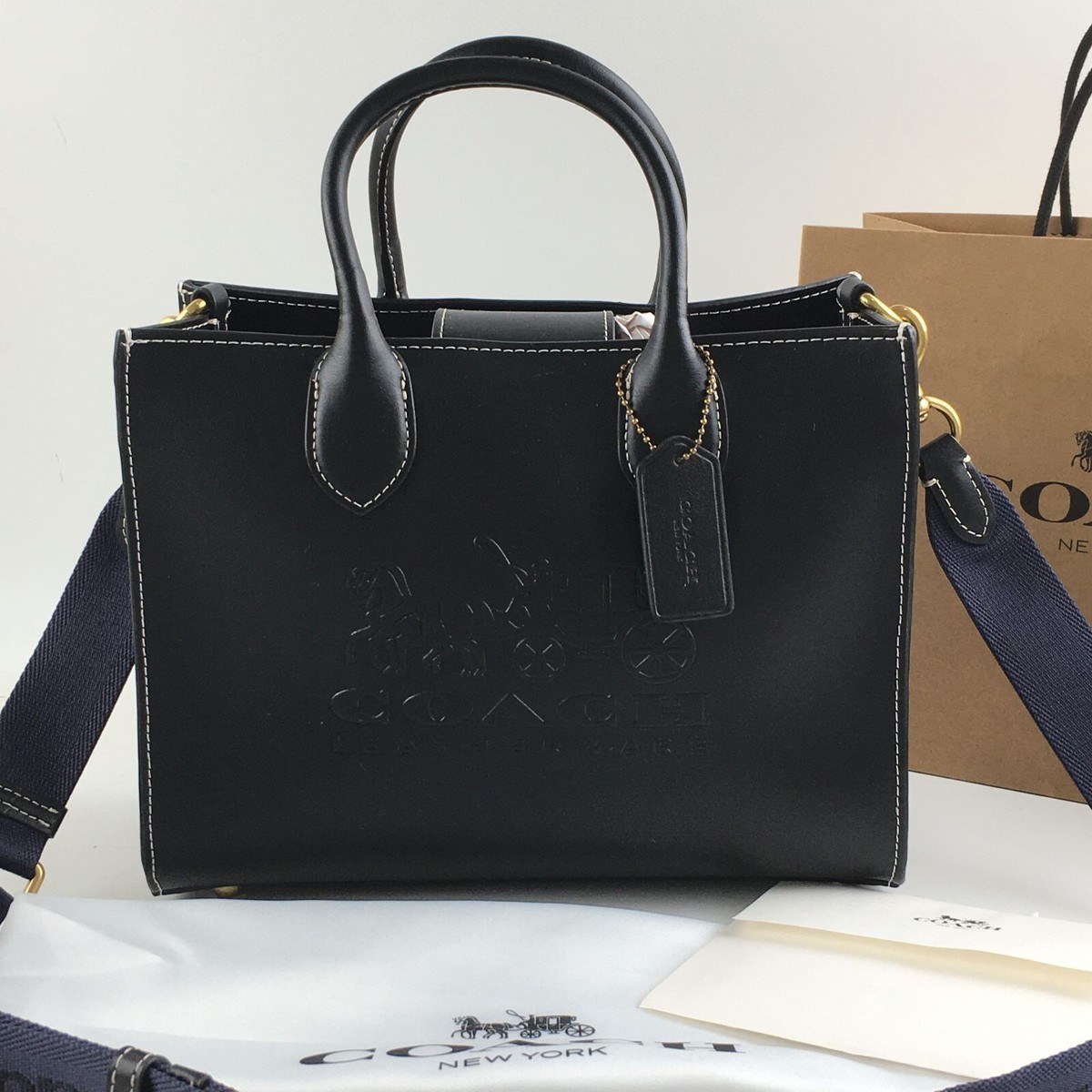 【送料関税込】韓国正規品★COACH ACE TOTE 26 CR681 バッグ COACH® Outlet | Ace Tote Bag 26