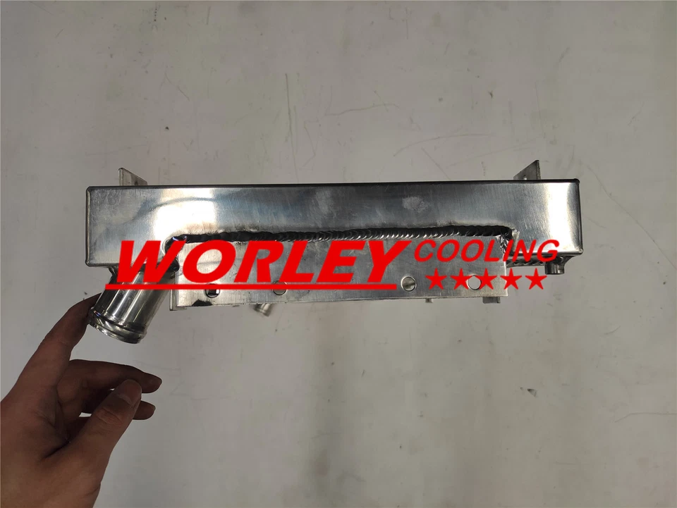 NJ-50MM ALUMINUM RADIATOR FOR FORD GT40 V8 1964 1965 1966 1967 1968 1969 MANUAL Foto 2 de 4