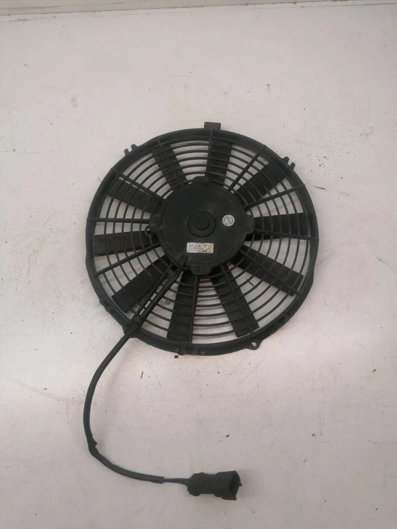 Volkswagen Transporter - Caravelle T5 2007 radiator cooling fan  