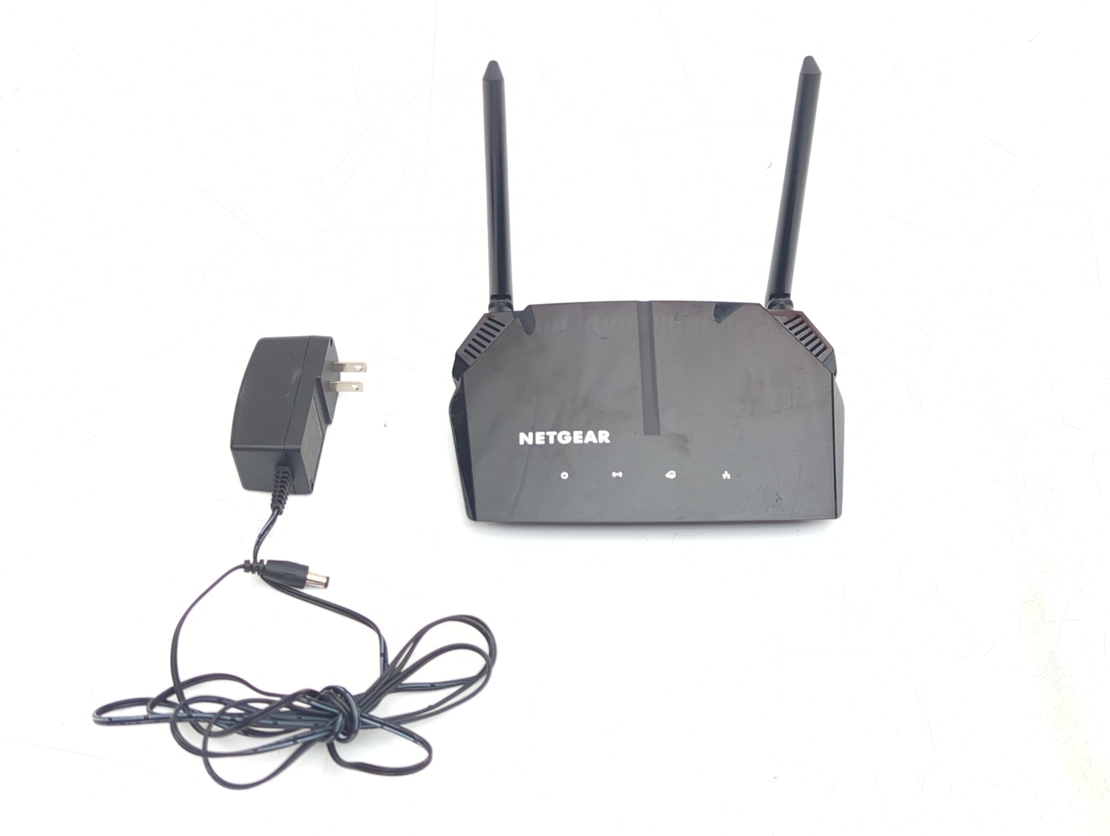 Netgear R6080 AC1000 2.4/5 GHz Dual Band 10/100 Fast Ethernet Smart ...