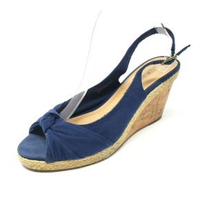 navy blue slingback