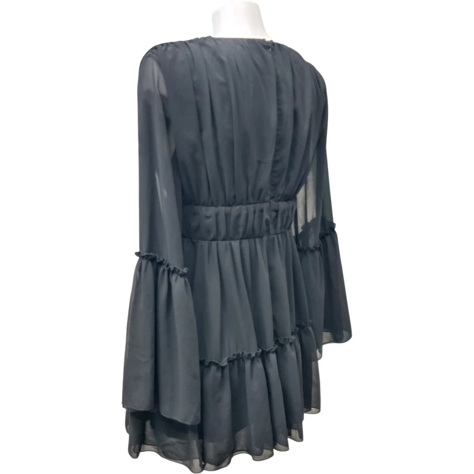 Vestido para mujer Miss Ord negro caprichoso hada grunge cuello en V profundo manga acampanada M Foto 2 de 4