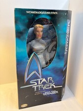 Women of Star Trek Voyager Seven of Nine Action Figure 1999 Playmates 12" Sealed