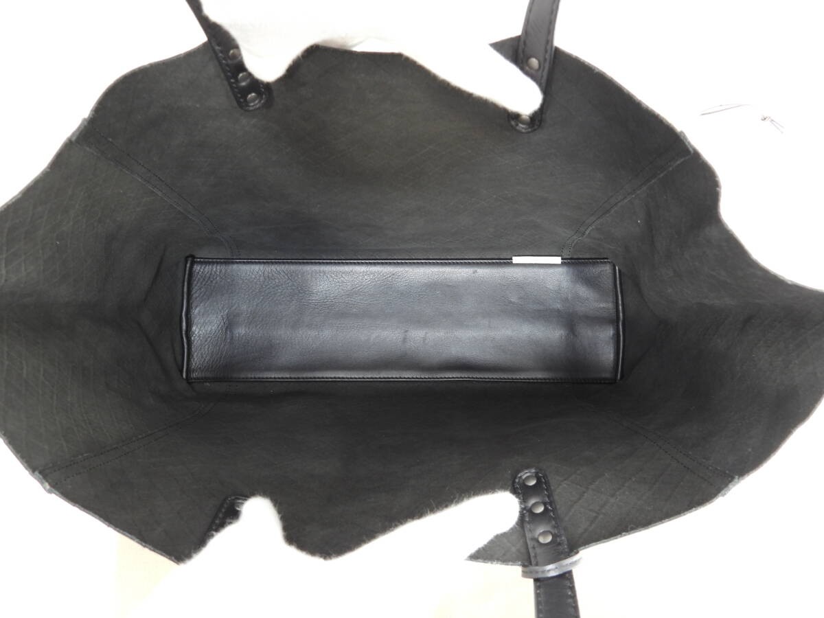 Bottega Veneta Intreccio Leather Tote Bag Black 13.8in x 10.4in Used thumbnail 10