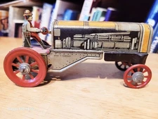 VINTAGE 1920's  DISTLER TIN LITHO FARM TRACTOR W/ DRIVER  PENNY TOY